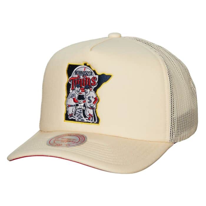 MINNESOTA TWINS RETRO LOGO TRUCKER-OFF WHITE